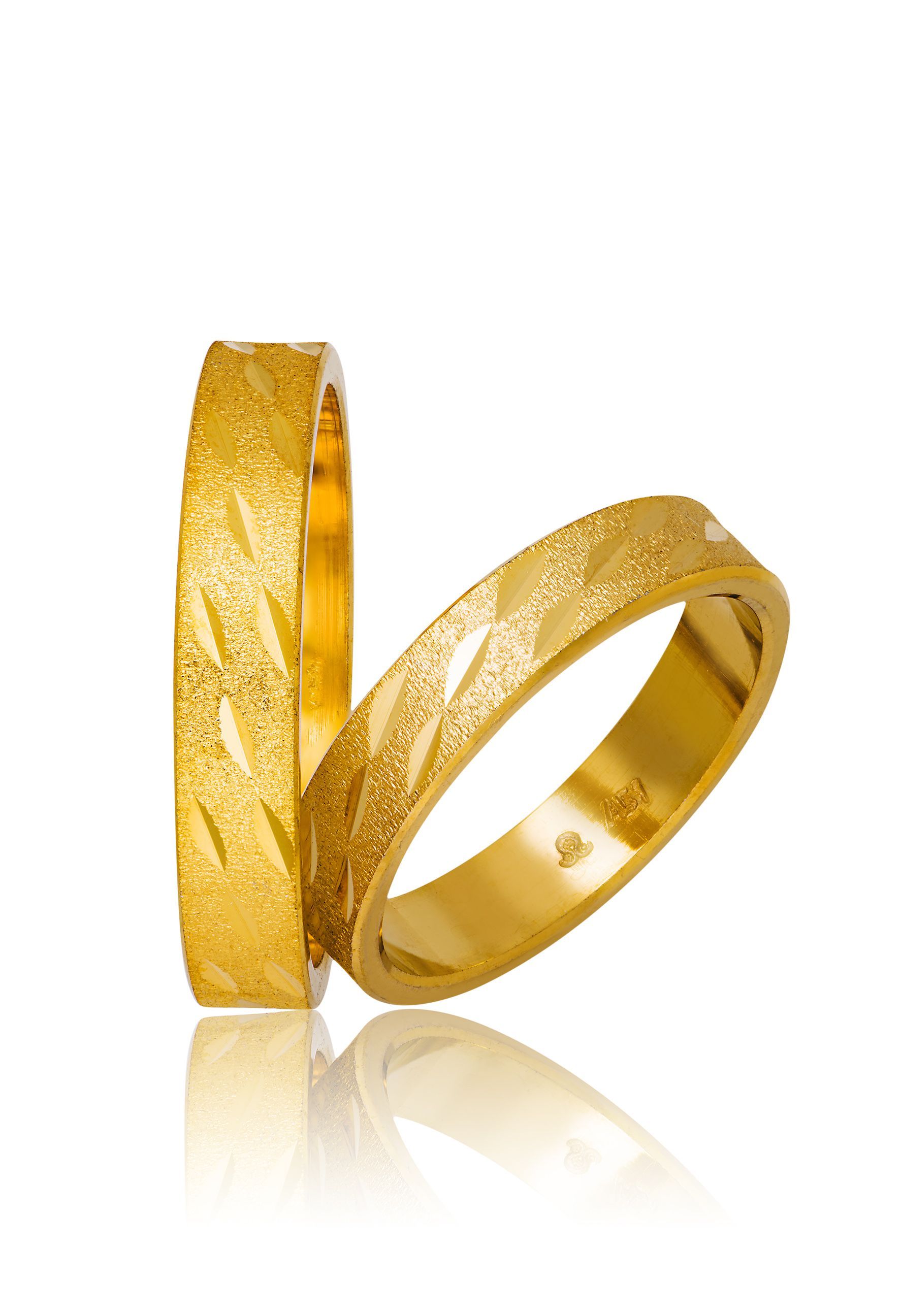 Golden wedding rings 4.3mm (code 759)
